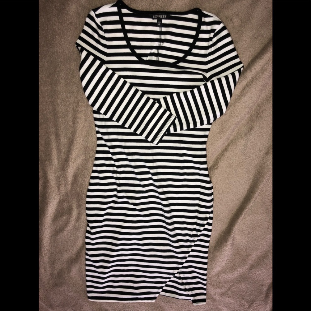Long sleeve Express dress